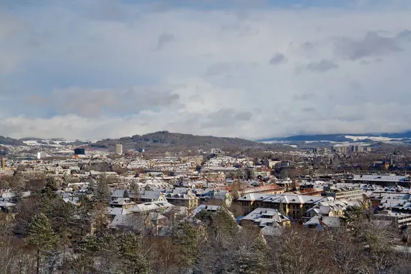 Bern 'in kışın panoramik manzarası, İsviçre Alpleri, İsviçre