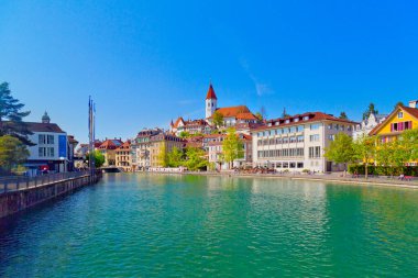 Thun City 'nin panoramik manzarası, Bernese Highlands, Swiss Alps, İsviçre