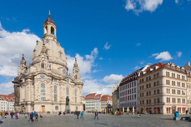Almanya 'nın antik kenti Dresden' deki Frauenkirche Kilisesi Panoramik Görünümü