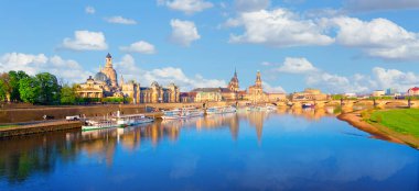 Dresden, Saksonya, Almanya 'nın panoramik manzarası