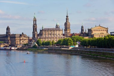 Almanya 'nın antik kenti Dresden' in panoramik manzarası