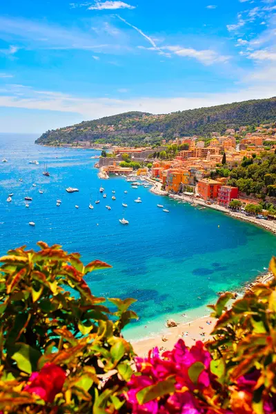 Villefranche-sur-Mer 'in panoramik manzarası, Cte d' Azur, Fransa