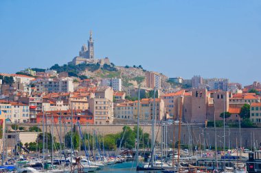 Marsilya, Provence, Fransa 'daki Vieux Limanı' nın panoramik görüntüsü