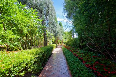 Villa ve Bahçe 'nin panoramik manzarası: Ethe de Rothschild, Cote d' Azur, French Riviera, Fransa