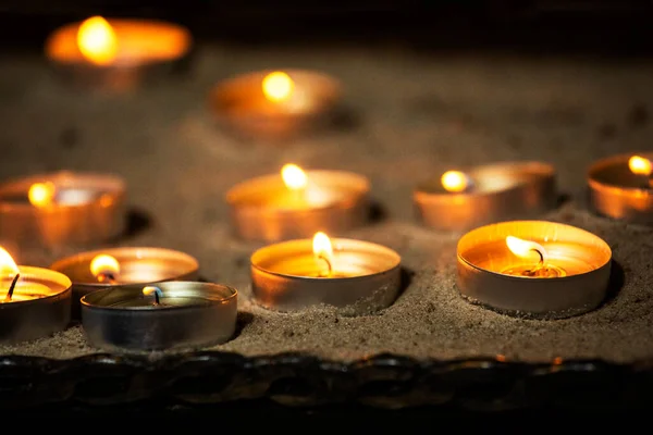 자들을 추모하기 촛불들 기독교 우크라이나 추도식 — 스톡 사진