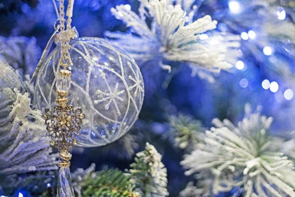 New Year White Ball Snowflake Branches Christmas Tree Christmas Mood — Stock Photo, Image