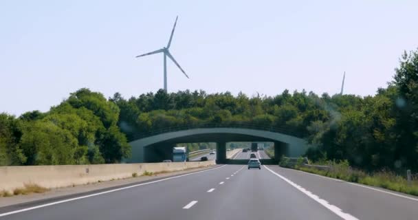 Kraftwerke Entlang Der Straße Energiesparen — Stockvideo
