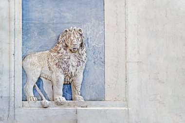 Eylül 2023 'te Venedik' te taş aslan heykeli