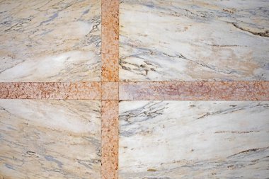 Yüzeyinde pembe mermer olan soyut mermer arka plan. İç mekanda tasarım ve modernite