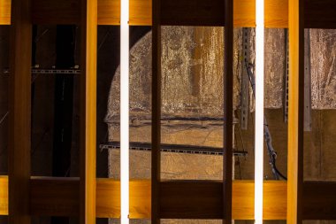 Duvardaki çeşitli matcrallerin soyut modern yüzeyi