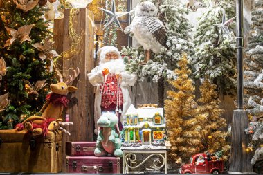 Noel Baba 'nın yeni yıl kutlaması. Yeni Yıl ve Noel