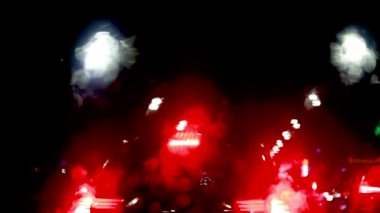 Akşamları sağanak yağış ve trafik sıkışıklığı.