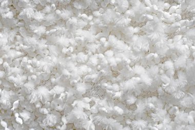 İç kısımda soyut beyaz kabarık tekstil arkaplanı