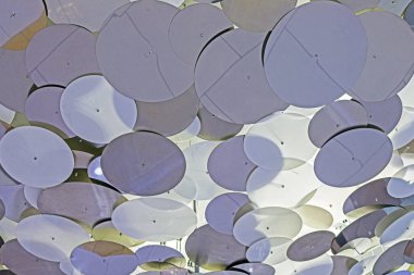 İç mekanda stil geometrik yansıtıcı arkaplan