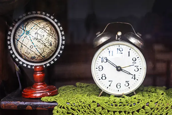 Dünyanın birçok ülkesinde saat değişimi yılda iki kez olur.