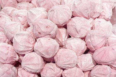 Pembe doğal meyve şekerlemesi pektin ile hazırlandı. sağlıklı yiyecekler