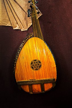 Kahverengi yün arka planda bandura. müzik aletleri
