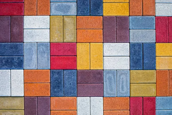 İçerisi ve dışarısı için renkli fayanslar