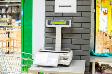 meyve ve sebze ağırlıkları, süpermarkette self servis