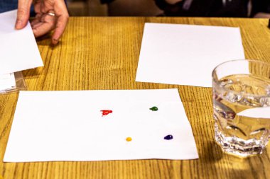 preparation for a workshop on watercolor painting for beginner