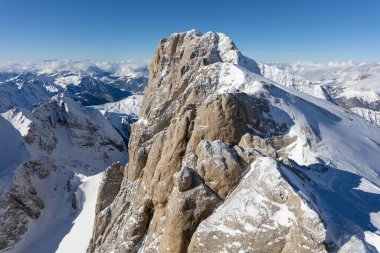 Kış İtalya Dolomite dağları karla kaplı. Yüksek kalite fotoğraf