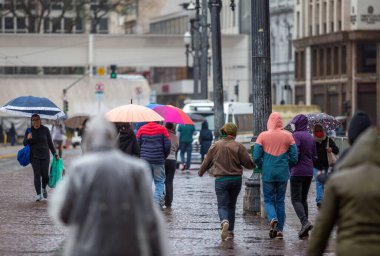 SAO PAULO. 11 Ağustos 2022 'de, Demokratik Hukuk Devleti Savunmasında Brezilyalılara gönderilen Mektup, 1977' de askeri diktatörlüğe karşı ilk mektubun okunduğu yerde bir milyon imzaya ulaştı..