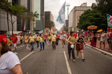 SO PAULO (SP), 10-29-202Lula, Alckmin ve Haddad Av 'a yapılan yürüyüşe katıldılar. Paulista, SP, bu Cumartesi öğleden sonra (29) ve eski Uruguay Cumhurbaşkanı Jos Mujica 'nın özel katılımıyla
