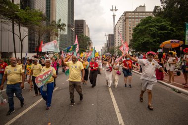 SO PAULO (SP), 10-29-202Lula, Alckmin ve Haddad Av 'a yapılan yürüyüşe katıldılar. Paulista, SP, bu Cumartesi öğleden sonra (29) ve eski Uruguay Cumhurbaşkanı Jos Mujica 'nın özel katılımıyla