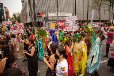SO PAULO (SP), 10-29-202Lula, Alckmin ve Haddad Av 'a yapılan yürüyüşe katıldılar. Paulista, SP, bu Cumartesi öğleden sonra (29) ve eski Uruguay Cumhurbaşkanı Jos Mujica 'nın özel katılımıyla