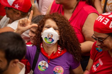 SO PAULO (SP), 10-29-2022 Lula, Alckmin ve Haddad Av 'da bir yürüyüşe katıldılar. Paulista, SP, bu Cumartesi öğleden sonra (29) ve eski Uruguay Cumhurbaşkanı Jos Mujica 'nın özel katılımıyla