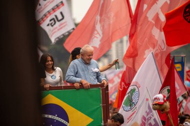 SO PAULO (SP), 10-29-2022 Lula, Alckmin ve Haddad Av 'da bir yürüyüşe katıldılar. Paulista, SP, bu Cumartesi öğleden sonra (29) ve eski Uruguay Cumhurbaşkanı Jos Mujica 'nın özel katılımıyla