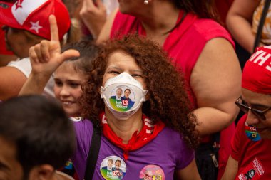 SO PAULO (SP), 10-29-2022 Lula, Alckmin ve Haddad Av 'da bir yürüyüşe katıldılar. Paulista, SP, bu Cumartesi öğleden sonra (29) ve eski Uruguay Cumhurbaşkanı Jos Mujica 'nın özel katılımıyla