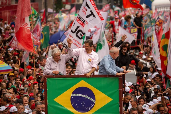 stock image SO PAULO (SP), 10-29-2022 Lula, Alckmin and Haddad participate in a march on Av. Paulista, SP, this Saturday afternoon (29) and with special participation of former Uruguayan President Jos Mujica