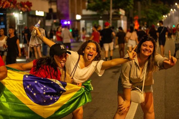 Paulo 2022Tłum Wyborców Zgromadził Się Avenida Paulista Niedzielę Wieczorem Aby — Zdjęcie stockowe