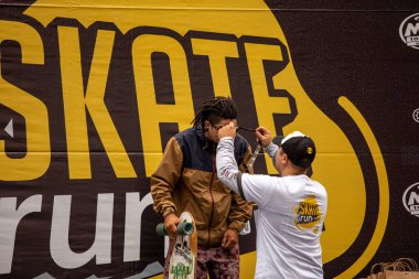 PAULO, BRAZIL - NOVEMBER 06, 20215th Virada Esportiva de So Paulo, dünyanın en büyük paten yarışı, birkaç ekstrem spor, Slackline ve Highline 'ın katılımıyla, 7 yıldan fazla bir süre sonra başkente geri dönüyor.. 