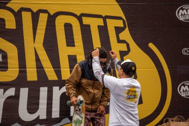 PAULO, BRAZIL - NOVEMBER 06, 20215th Virada Esportiva de So Paulo, dünyanın en büyük paten yarışı, birkaç ekstrem spor, Slackline ve Highline 'ın katılımıyla, 7 yıldan fazla bir süre sonra başkente geri dönüyor.. 