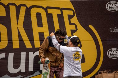 PAULO, BRAZIL - NOVEMBER 06, 20215th Virada Esportiva de So Paulo, dünyanın en büyük paten yarışı, birkaç ekstrem spor, Slackline ve Highline 'ın katılımıyla, 7 yıldan fazla bir süre sonra başkente geri dönüyor.. 