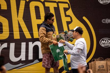 PAULO, BRAZIL - NOVEMBER 06, 20215th Virada Esportiva de So Paulo, dünyanın en büyük paten yarışı, birkaç ekstrem spor, Slackline ve Highline 'ın katılımıyla, 7 yıldan fazla bir süre sonra başkente geri dönüyor.. 