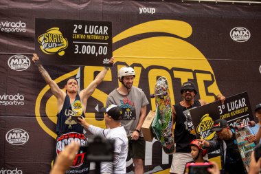 PAULO, BRAZIL - NOVEMBER 06, 20215th Virada Esportiva de So Paulo, dünyanın en büyük paten yarışı, birkaç ekstrem spor, Slackline ve Highline 'ın katılımıyla, 7 yıldan fazla bir süre sonra başkente geri dönüyor.. 