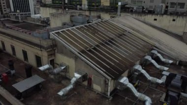 PAULO, BRAZIL - NOVEMBER 06, 20215th Virada Esportiva de So Paulo, dünyanın en büyük paten yarışı, birkaç ekstrem spor, Slackline ve Highline 'ın katılımıyla, 7 yıldan fazla bir süre sonra başkente geri dönüyor..