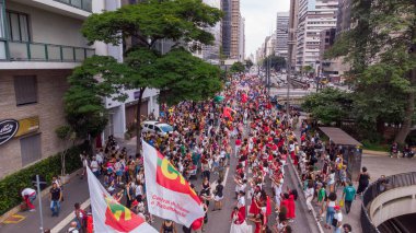 PAULO BRAZIL, NOVEMBER 20, 2022, Siyahi Bilinç Günü için 19 Mart hava görüşü bu yılın teması olarak bir Brezilya ve Demokrasi ve Irkçılık Olmaksızın So Paulo için Masp 'ta toplandı.. 