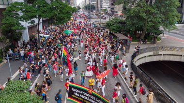 PAULO BRAZIL, NOVEMBER 20, 2022, Siyahi Bilinç Günü için 19 Mart hava görüşü bu yılın teması olarak bir Brezilya ve Demokrasi ve Irkçılık Olmaksızın So Paulo için Masp 'ta toplandı.. 