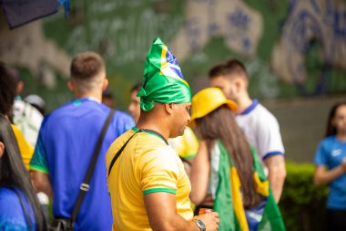 PAULO NOVEMBER 24, 2022, Brezilya kutlamasının destekçileri So Paulo 'nun merkezinde