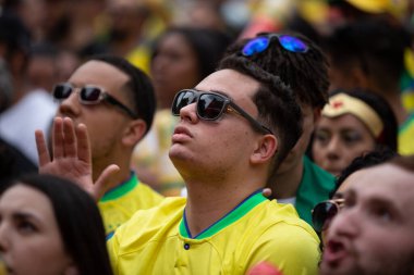 PAULO SP, NOVEMBER 28, 2022 FIFA Fan Festivali, Vale do Anhangaba, Orta Bölgesi, Brezilya ve İsviçre arasında bu pazartesi öğleden sonra Katar 'da oynanan 2022 Dünya Kupası sırasında,. 