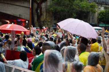 PAULO SP, NOVEMBER 28, 2022 FIFA Fan Festivali, Vale do Anhangaba, Orta Bölgesi, Brezilya ve İsviçre arasında bu pazartesi öğleden sonra Katar 'da oynanan 2022 Dünya Kupası sırasında,. 