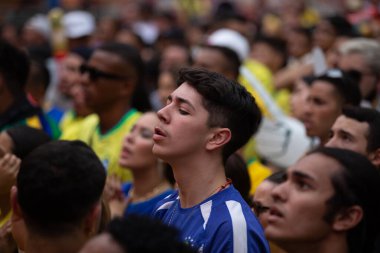 PAULO SP, NOVEMBER 28, 2022 FIFA Fan Festivali, Vale do Anhangaba, Orta Bölgesi, Brezilya ve İsviçre arasında bu pazartesi öğleden sonra Katar 'da oynanan 2022 Dünya Kupası sırasında,. 