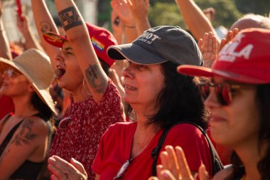 BRASILIA BRAZIL, HAZİRAN 01, 2023, Üçüncü kez başkan seçilen Luiz Incio Lula da Silva seçmenleri, göreve başlama törenine katılmak üzere Brasilia 'da toplandılar.