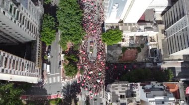 PAULO, FEBRUARY 23, 2023 Sokak Karnaval Bloğu Sao Paulo Brezilya şehir merkezindeki Largo do Aroche do Sao Paulo Karnavalı 2023