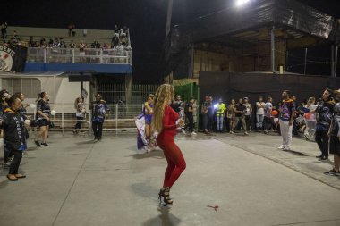 Paulo - 21 Ocak 2024: So Paulo karnavalının samba okulları Pazar gecesi Sambadrome 'da teknik prova yaptılar (21 Ocak)).