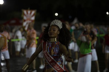 Paulo - 21 Ocak 2024: So Paulo karnavalının samba okulları Pazar gecesi Sambadrome 'da teknik prova yaptılar (21 Ocak)).